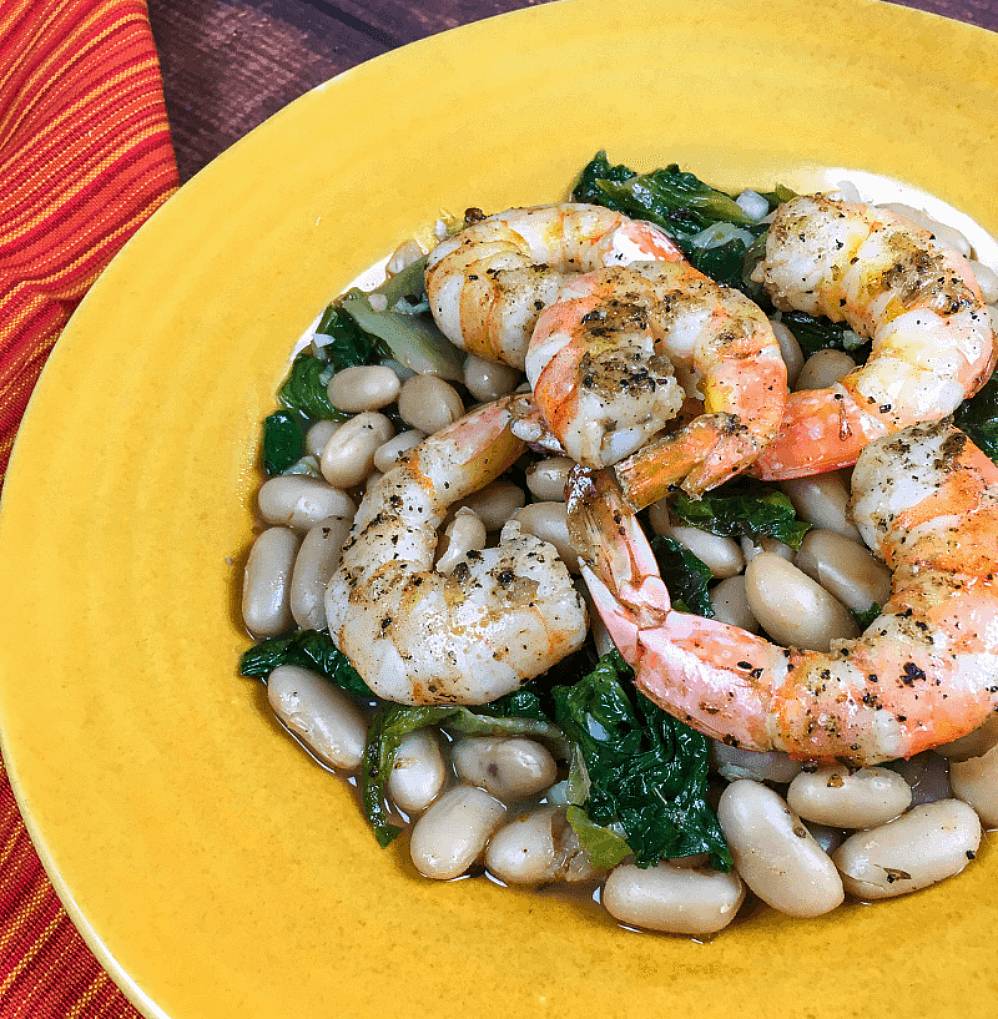 an Italian dish called shrimp oreganta in a bowl